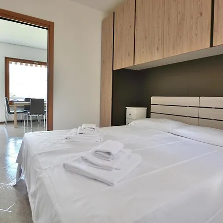 La Perla With Pool Apartment *